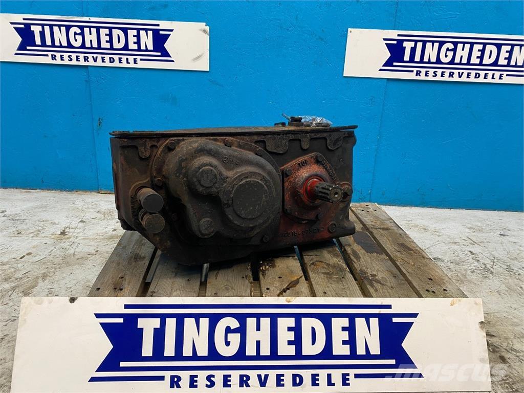 CASE 1640 Transmissie