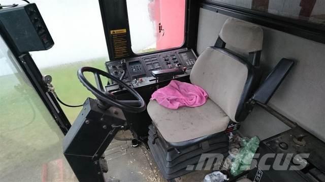 CASE 1660 Maaidorsmachines
