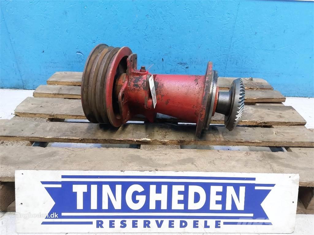 CASE 1660 Transmissie