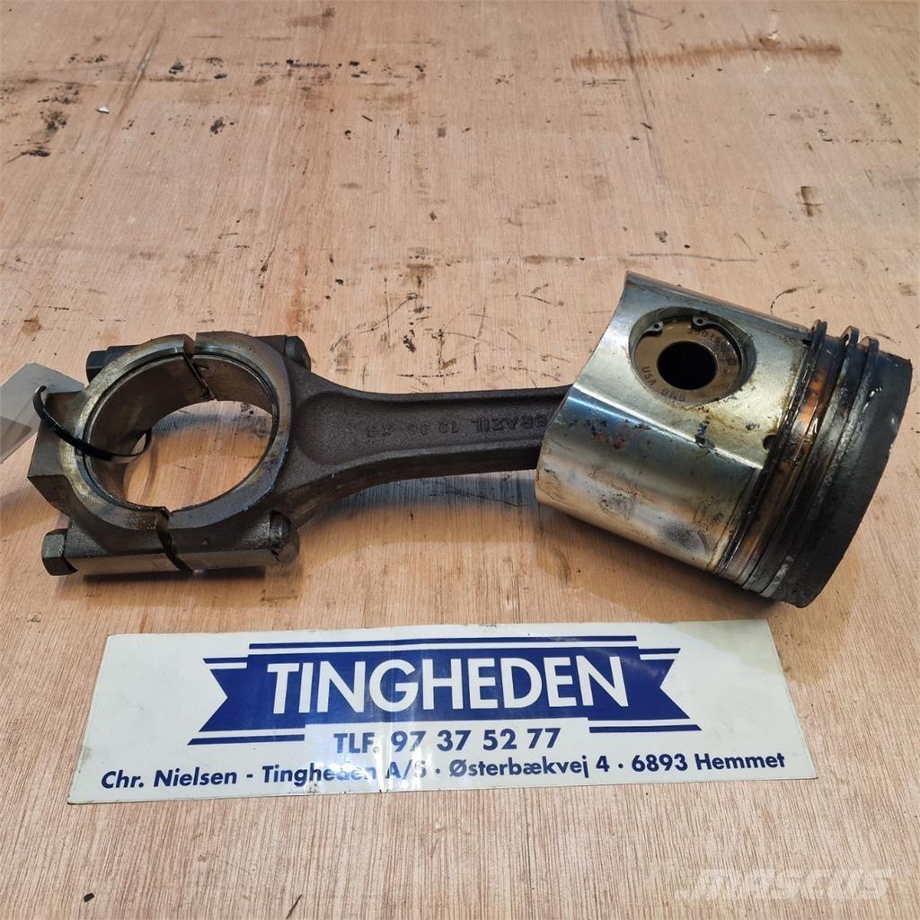 CASE 2188 Motoren