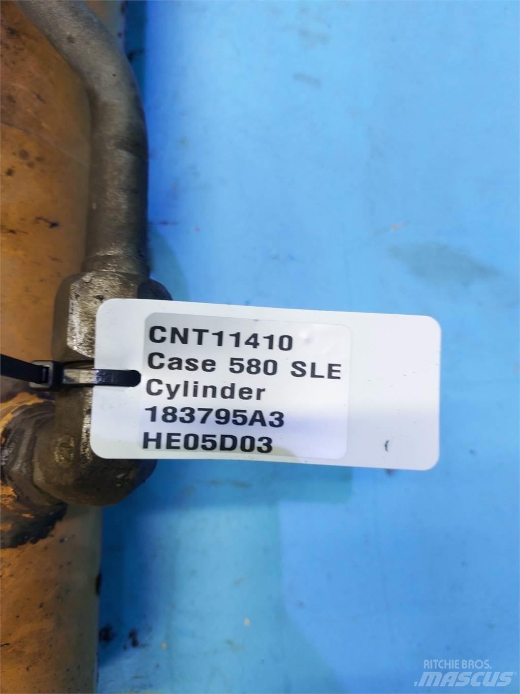 CASE 580 SLE Graafarmen