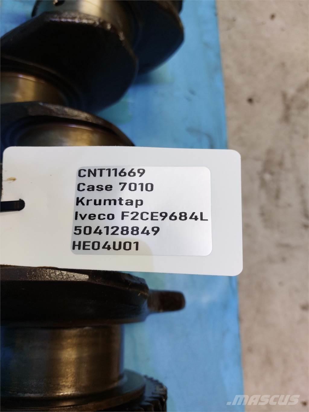 CASE 7010 Motoren