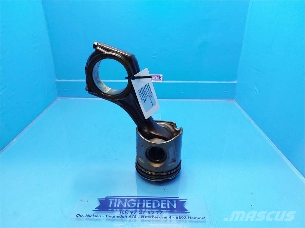 CASE 7010 Motoren