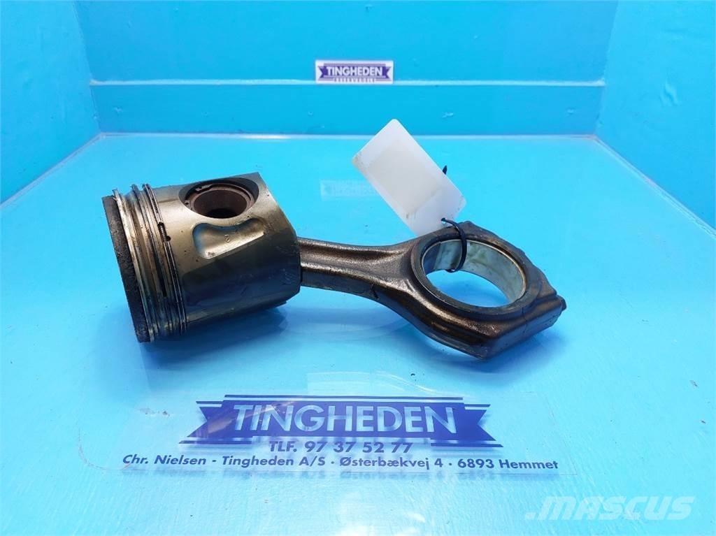 CASE 7010 Motoren
