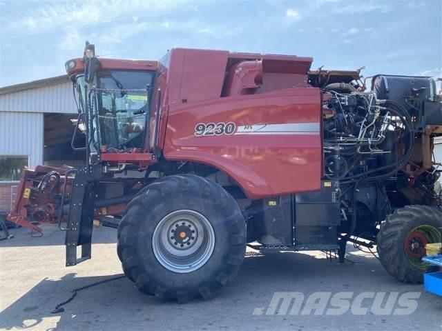 CASE 9230 Maaidorsmachines