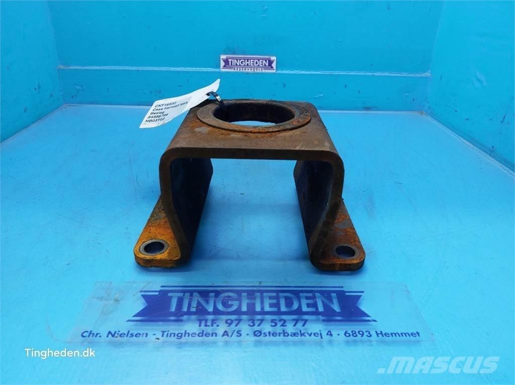 CASE Farmall 95A Cabine en interieur