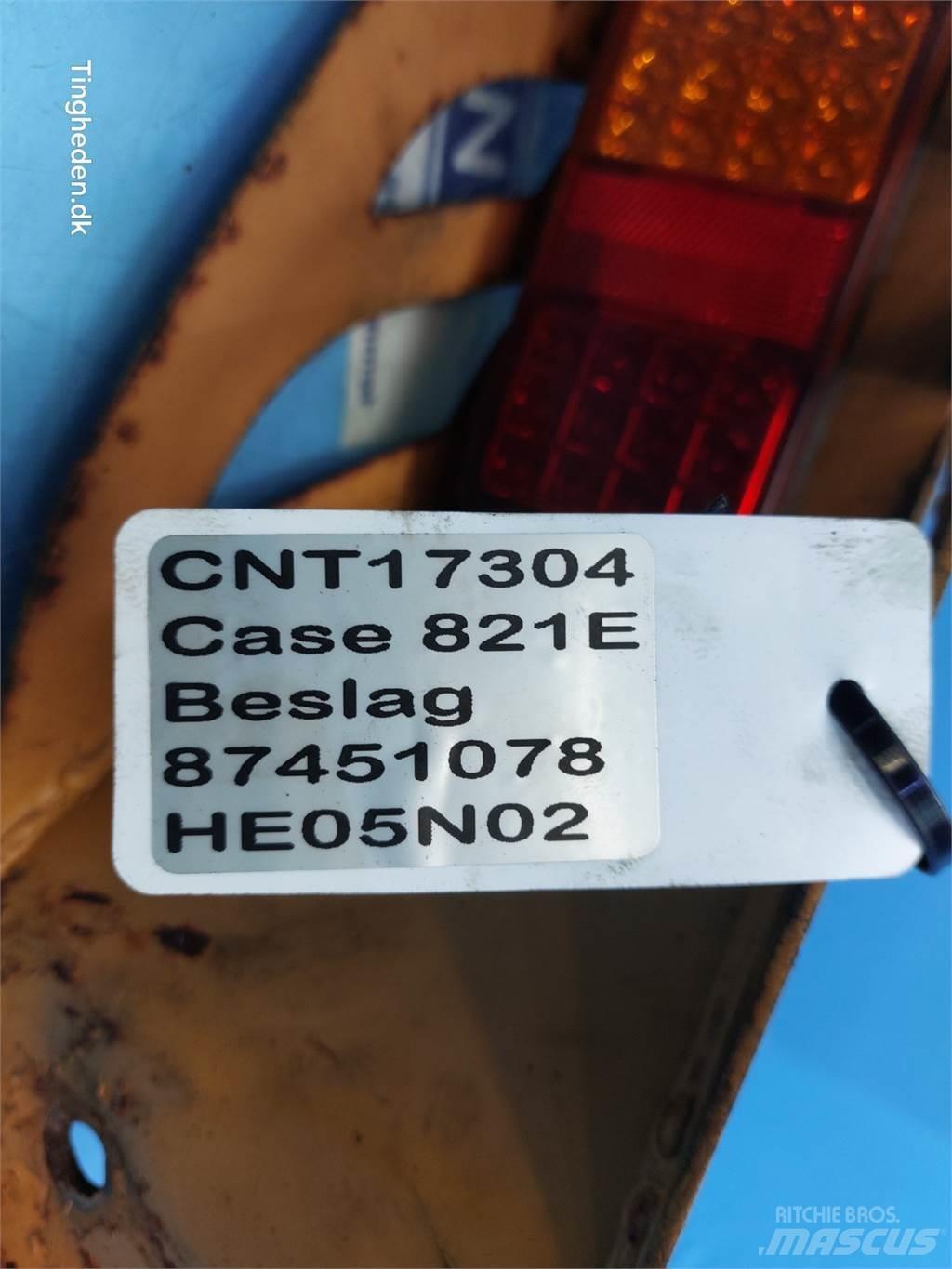 Case IH 821E Puinbakken