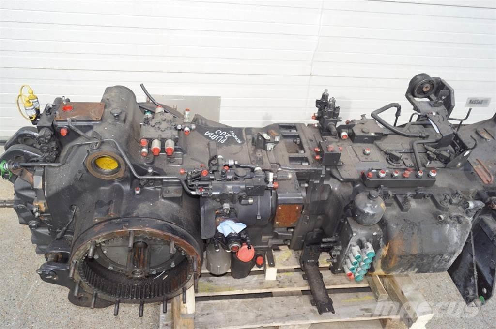 CASE Puma 200 Transmissie