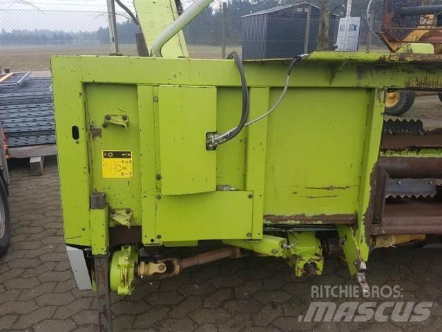 CLAAS 6218 8R Zelfrijdende veldhakselaars