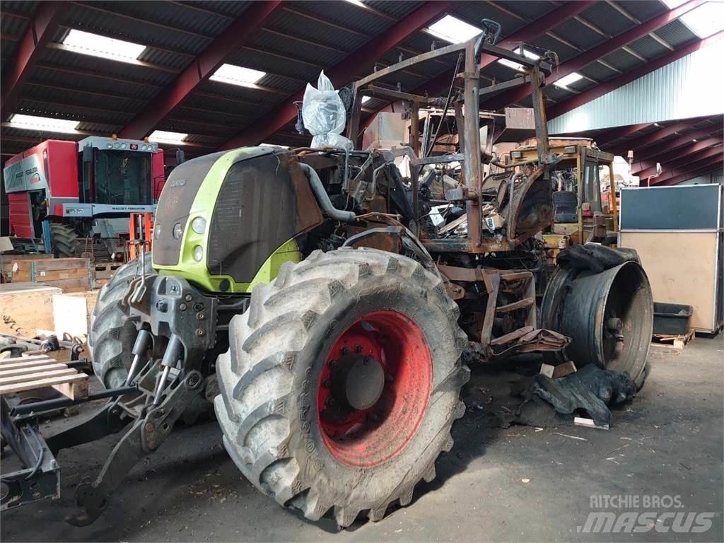 CLAAS Axion 840 Tractoren