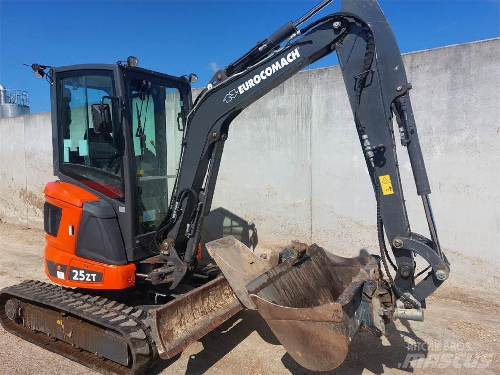 Eurocomach 25ZT Minigraafmachines < 7t