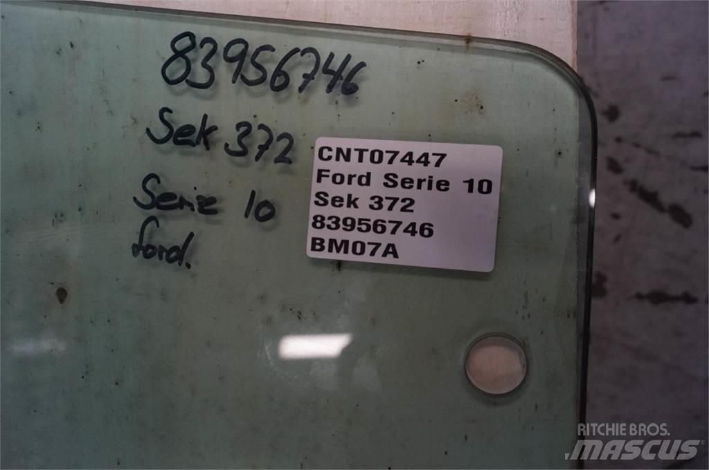 Ford Serie 10 Cabine en interieur