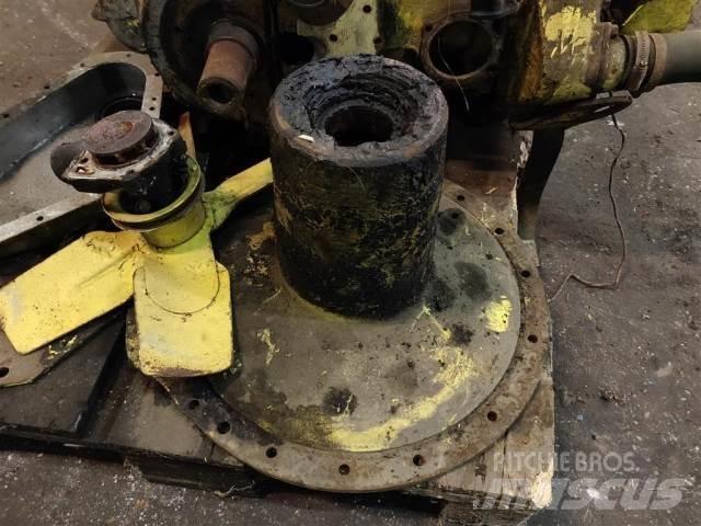Ford Trader 590E Motoren