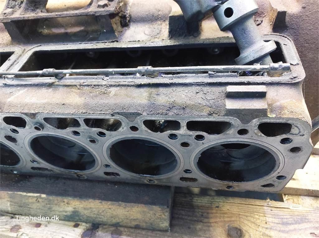 Ford Trader 590E Motoren