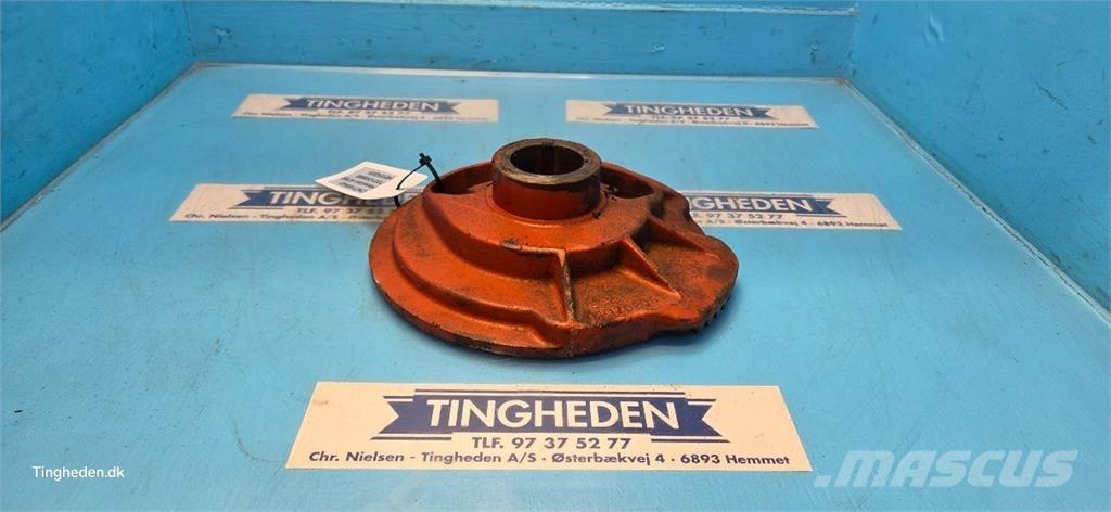 Hesston 4700 Overige hooi- en voedergewasmachines