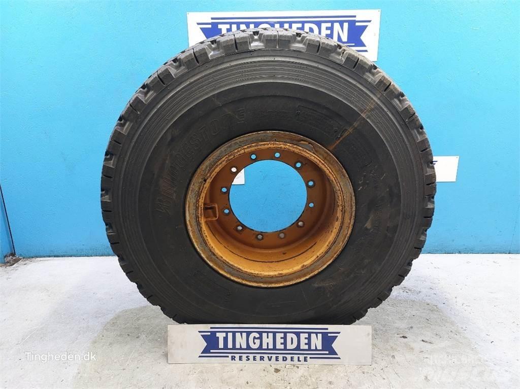 JCB 25 20.5R25 Banden, wielen en velgen