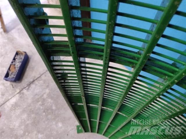 John Deere 1085 Accessoires voor maaidorsmachines