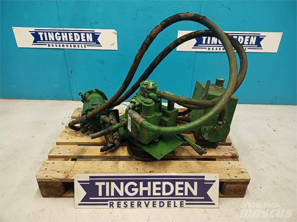 John Deere 1085 Hydraulics