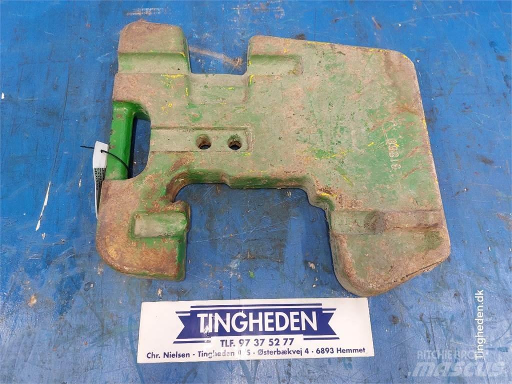 John Deere 1120 Frontgewichten