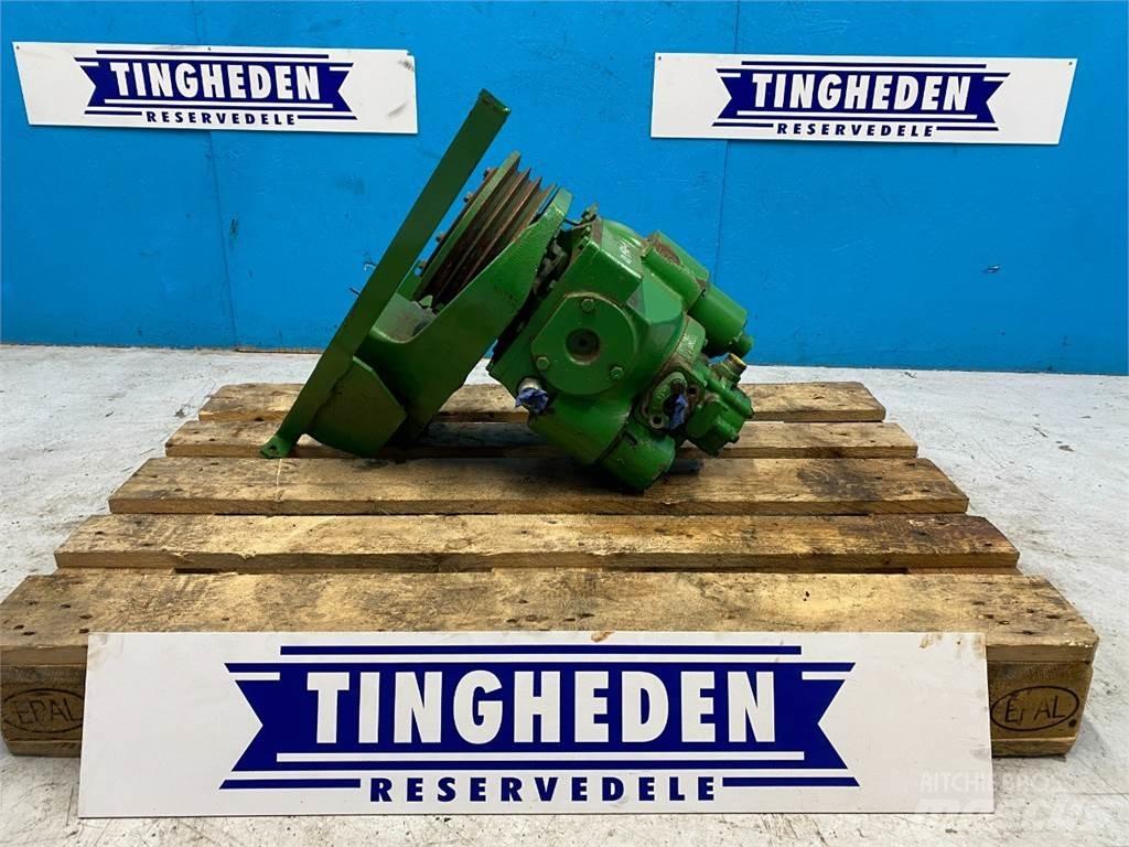 John Deere 1170 Hydraulics