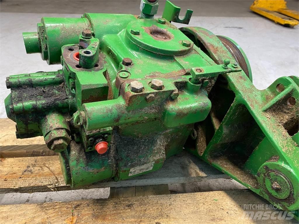 John Deere 1170 Hydraulics