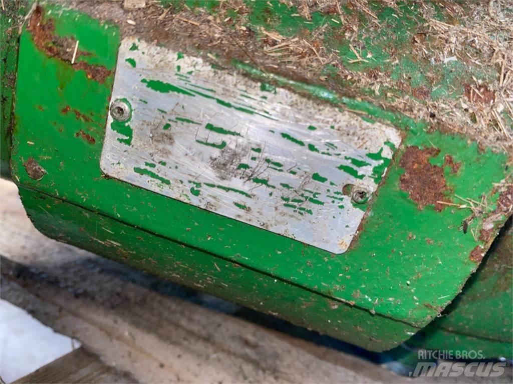 John Deere 1170 Hydraulics