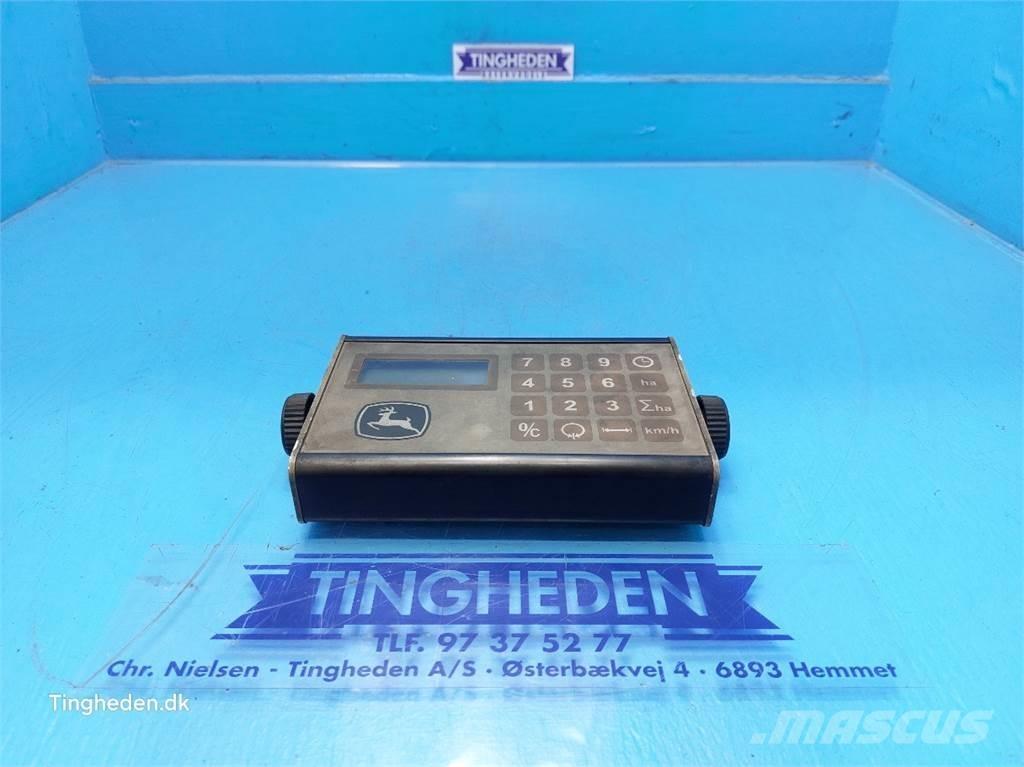 John Deere 1550 Electronics