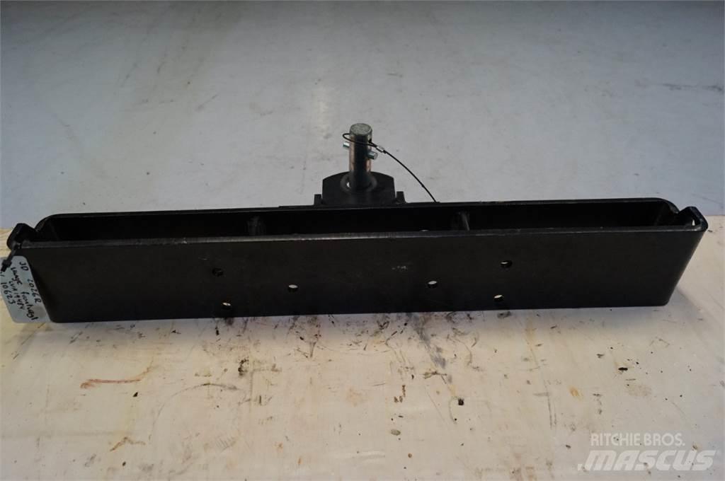 John Deere 2026R Frontgewichten