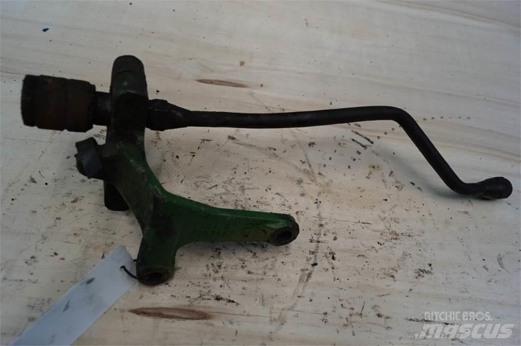 John Deere 2030 Hydraulics