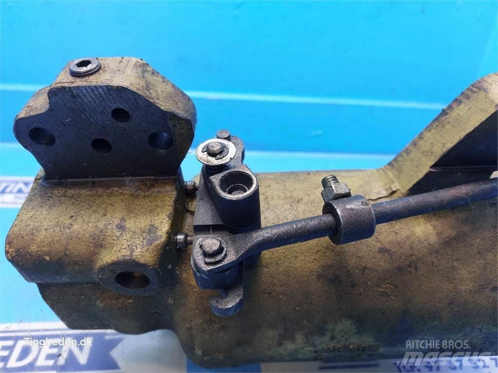 John Deere 2040 Hydraulics