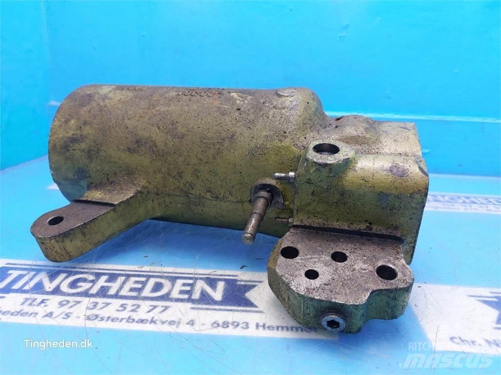 John Deere 2040 Hydraulics