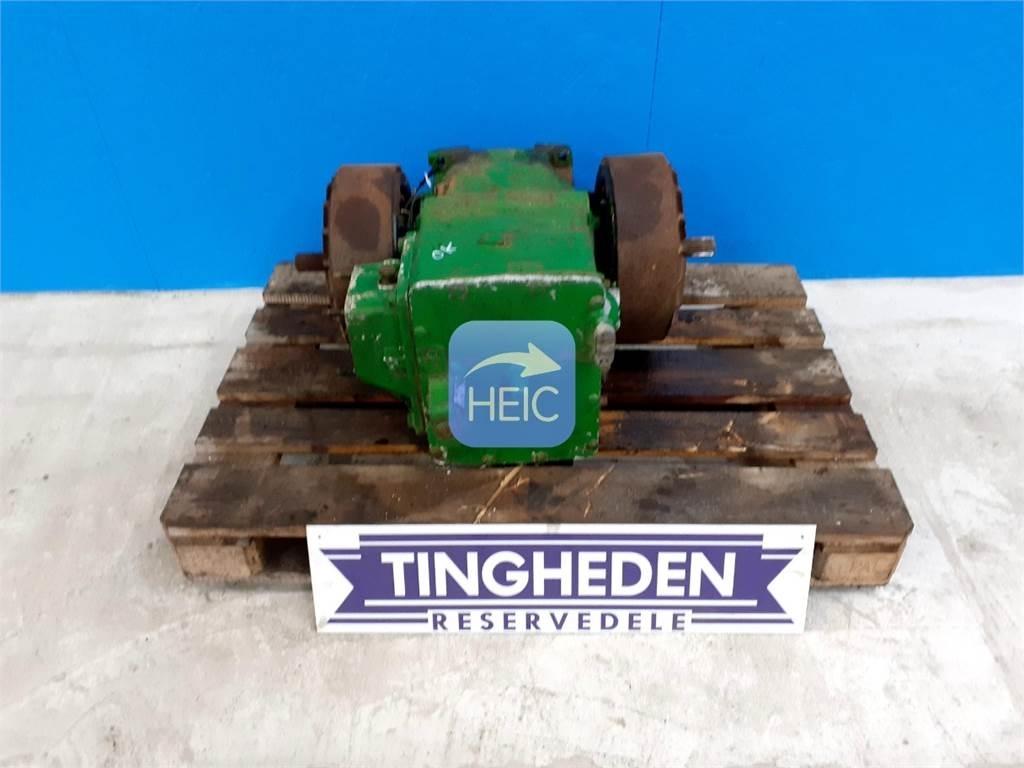 John Deere 2054 Transmissie
