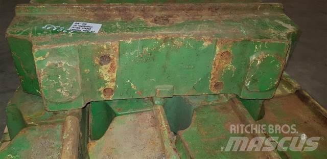 John Deere 3040 Frontgewichten