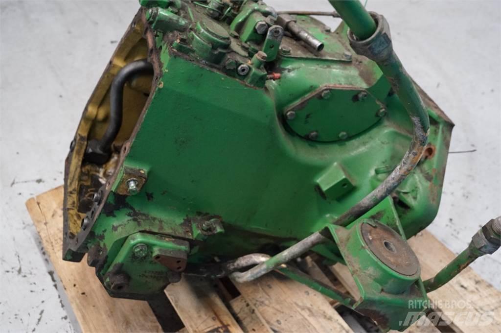 John Deere 3140 Transmissie
