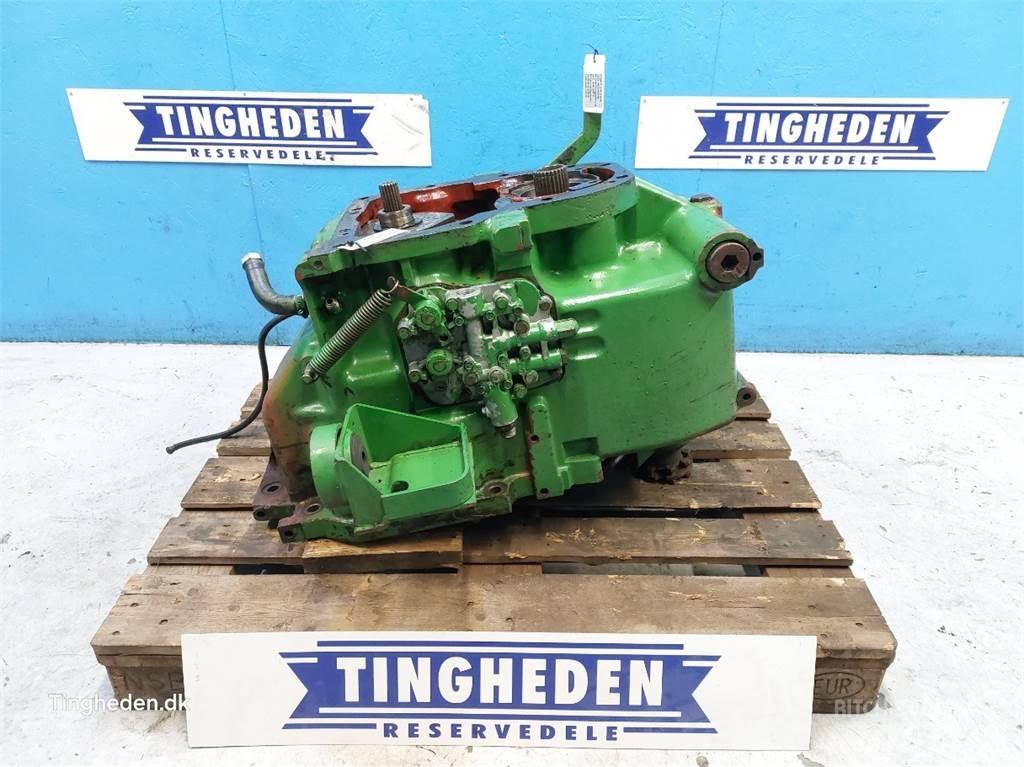 John Deere 4040S Transmissie