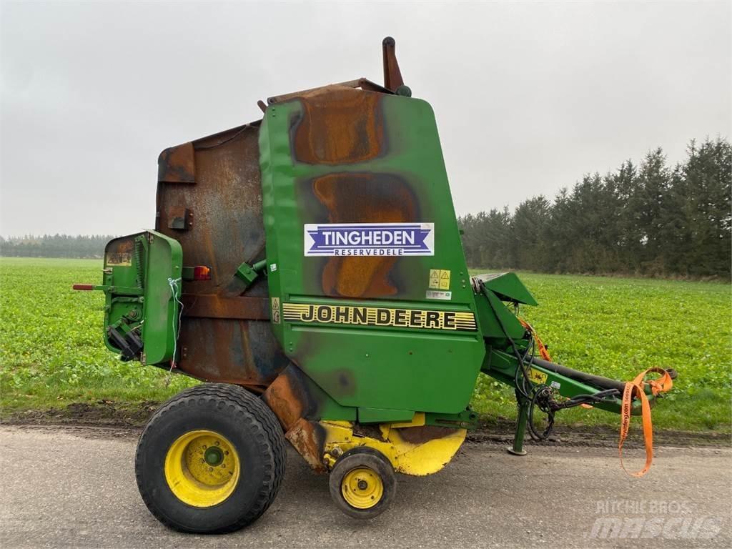 John Deere 580 Ronde-balenpersen