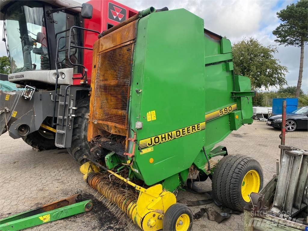 John Deere 590 Ronde-balenpersen