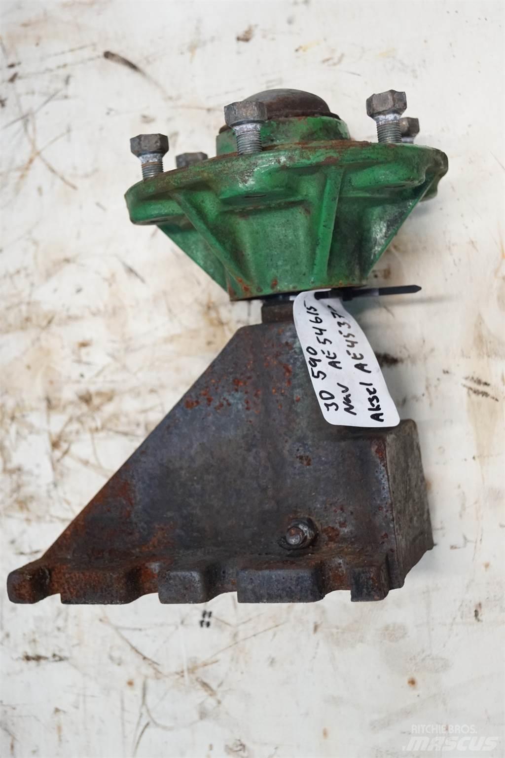 John Deere 590 Assen