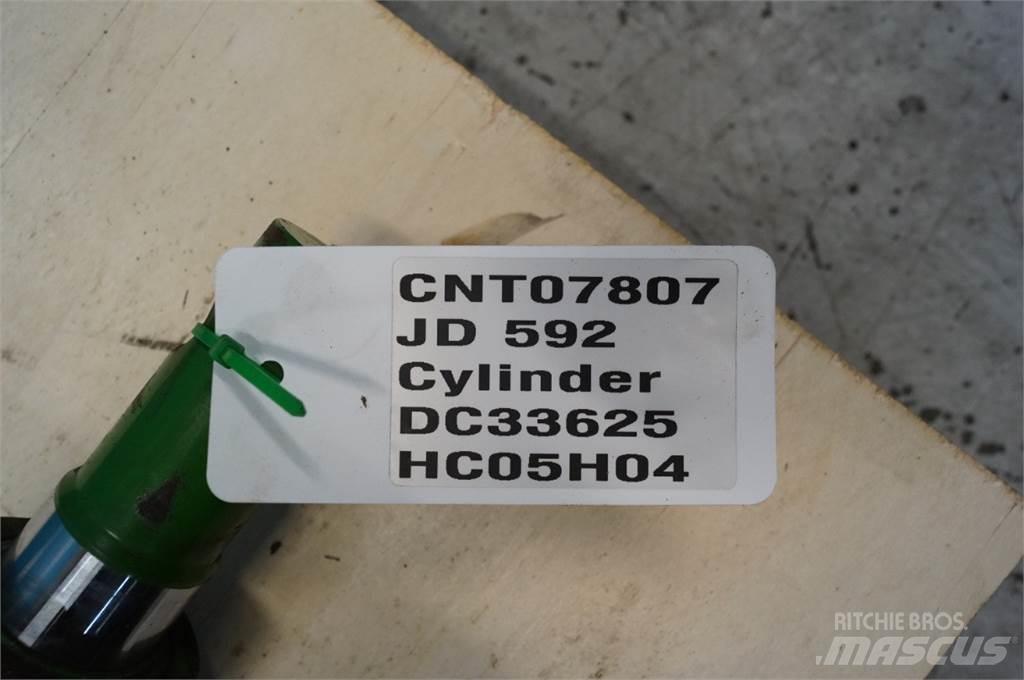 John Deere 592 Balenklemmen