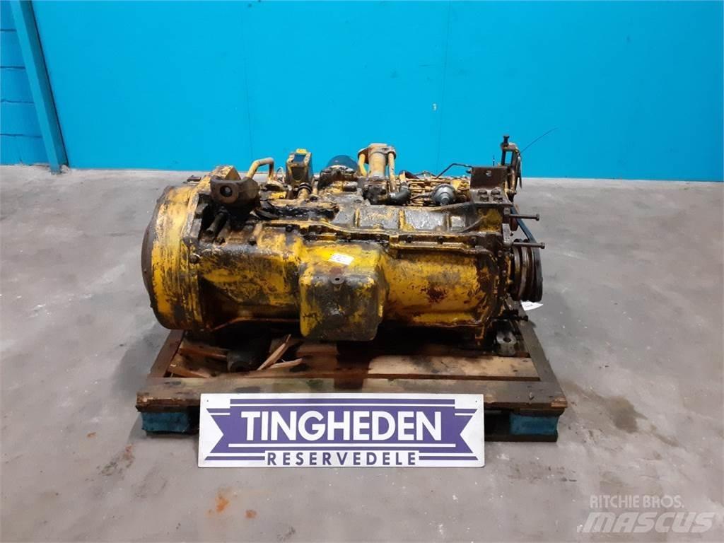 John Deere 644B Motoren