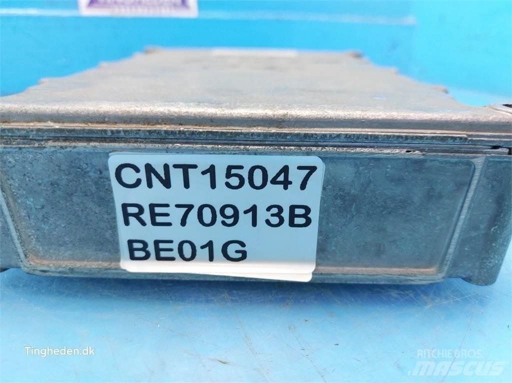 John Deere 7600 Electronics