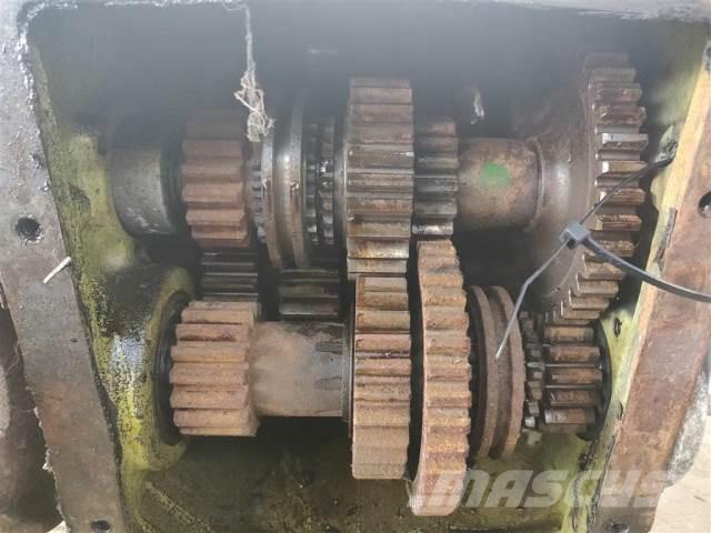 John Deere 942 Transmissie