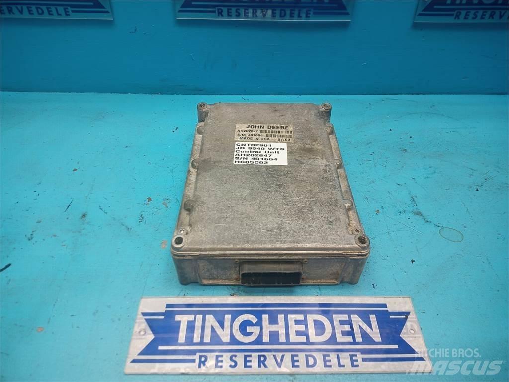 John Deere 9540 Electronics