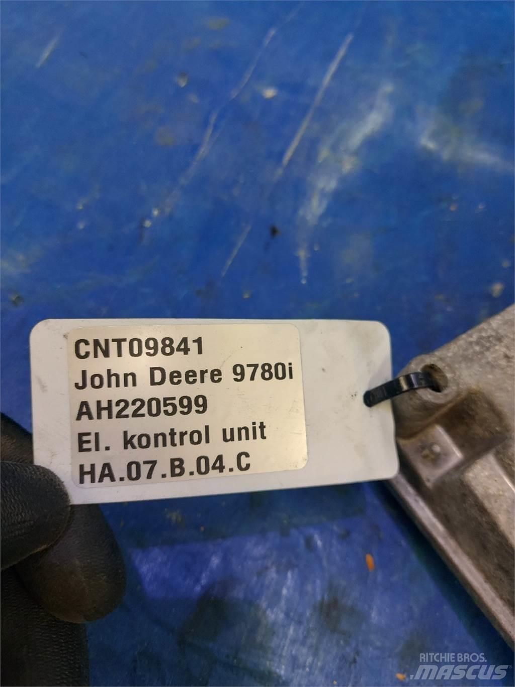 John Deere 9780 Electronics