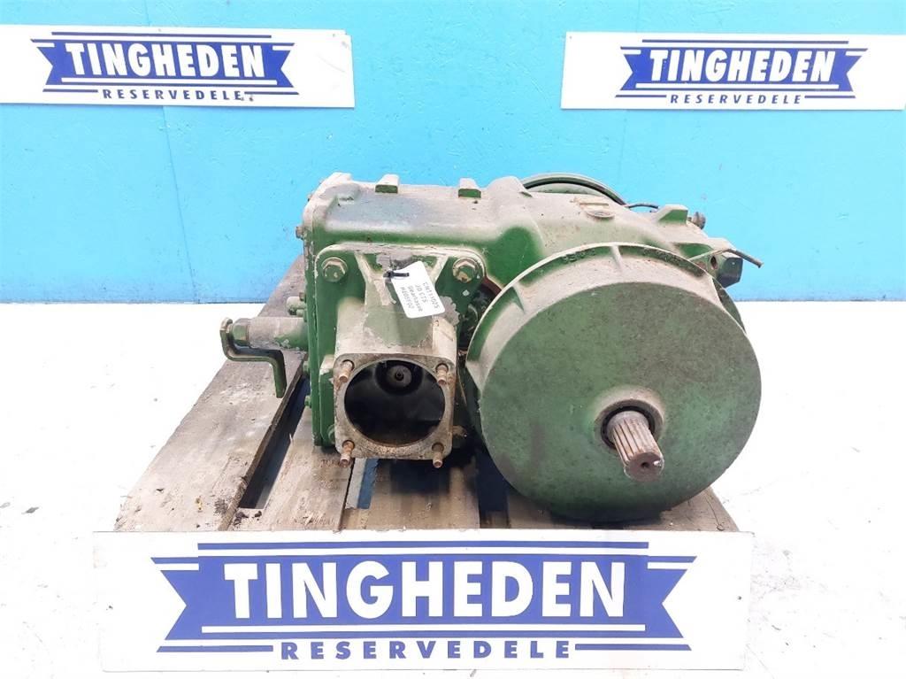 John Deere CTS Transmissie