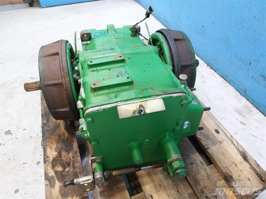 John Deere T660I Transmissie