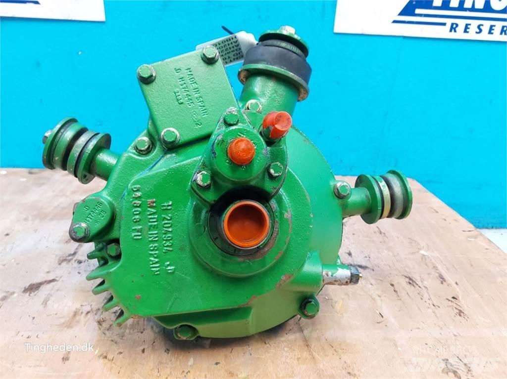 John Deere T660I Transmissie