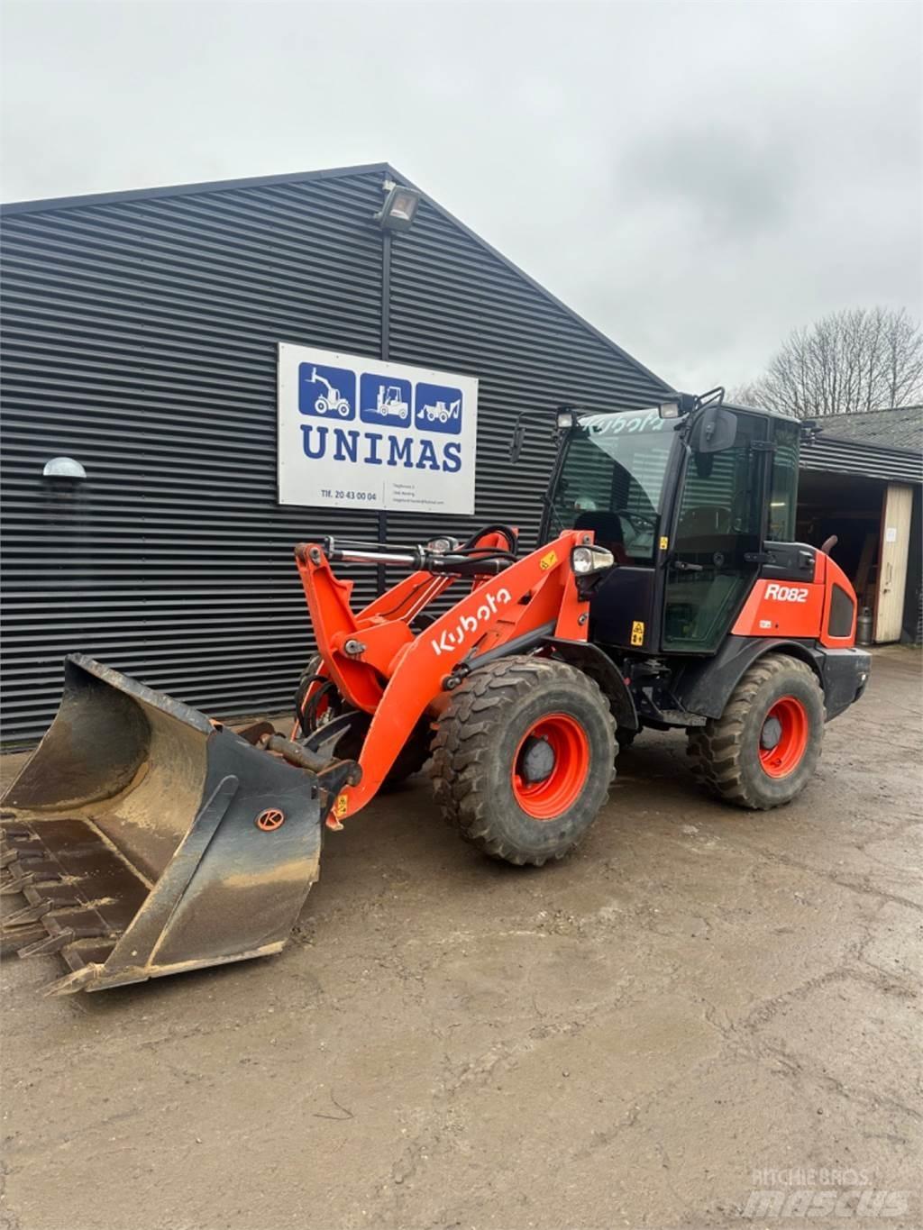 Kubota R082 Wielladers