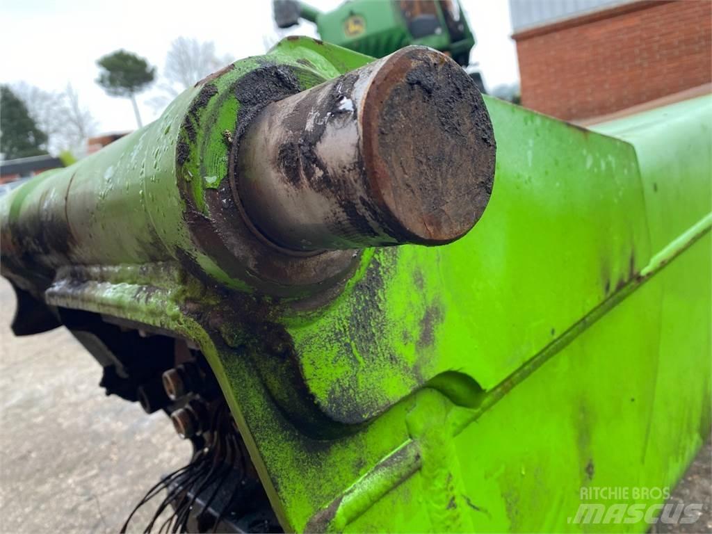 Merlo 38.10 Gieken en dippers