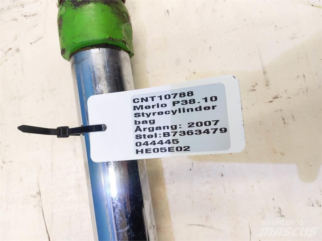 Merlo P38.10 Hydraulics